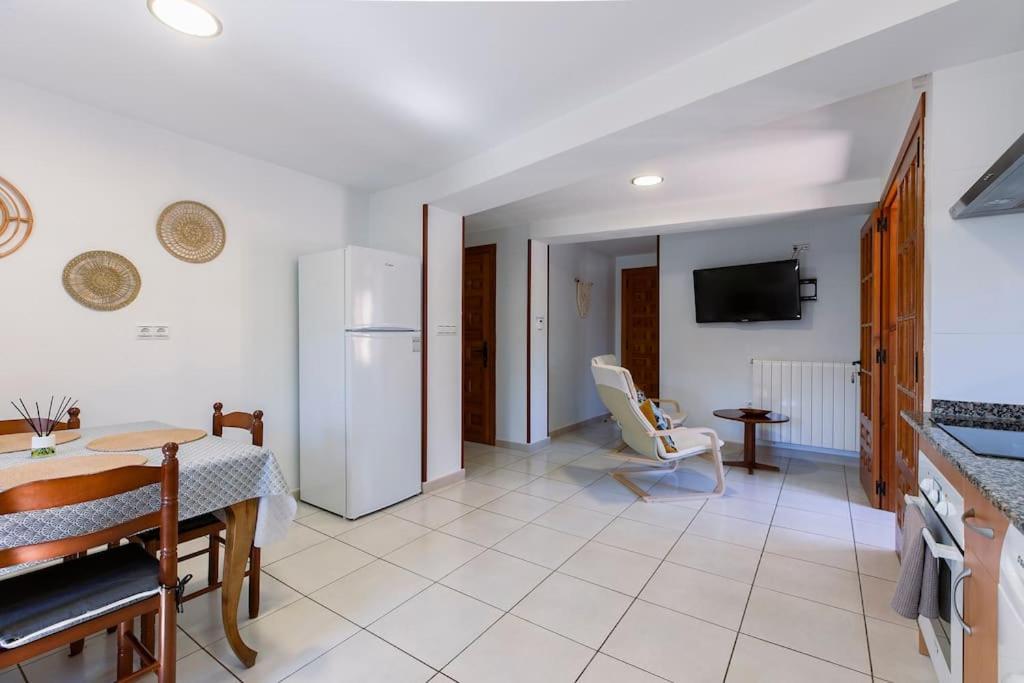 Casa Feli - Apartamento Con Jardin Privado En Los Pirineos Castiello de Jaca Exterior foto