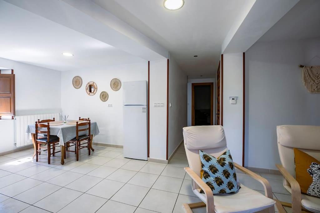 Casa Feli - Apartamento Con Jardin Privado En Los Pirineos Castiello de Jaca Exterior foto